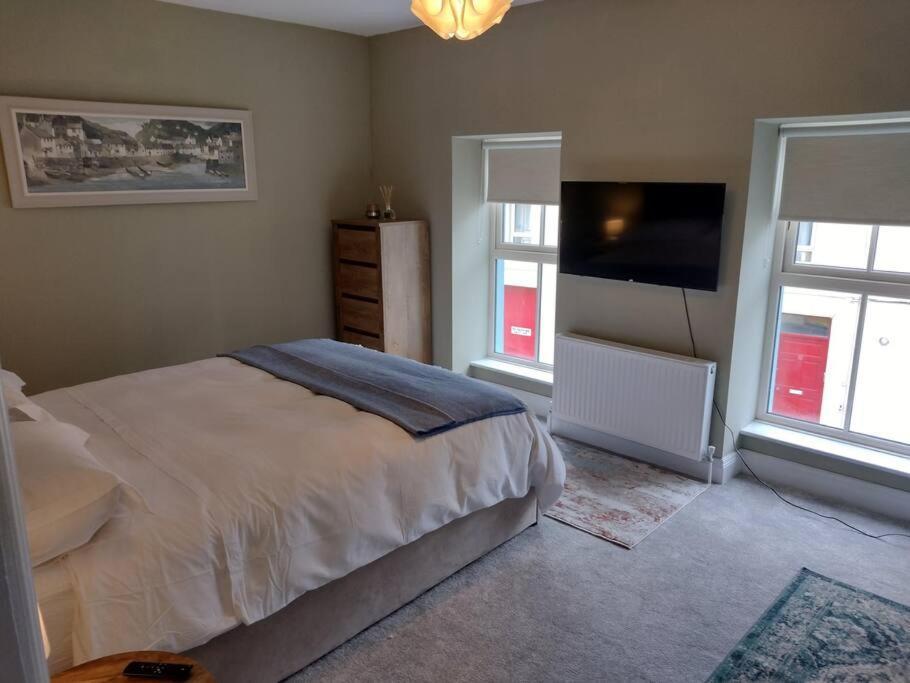 White Birds Townhouse In Sligo Town Center Lejlighed Eksteriør billede